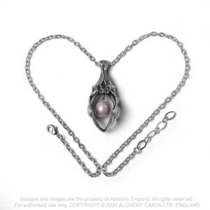 Vampire’s Eye Pendant Alchemy England