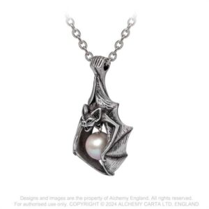 Vampire’s Eye Pendant Alchemy England